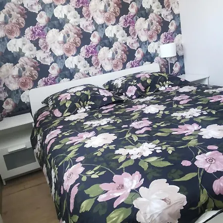 3 Pieces-pres De Centre-ville